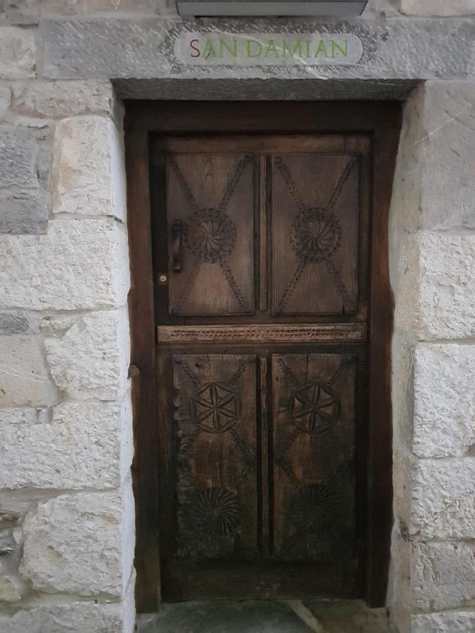 Apartamentos Rurales El Lleron Caso Exterior foto